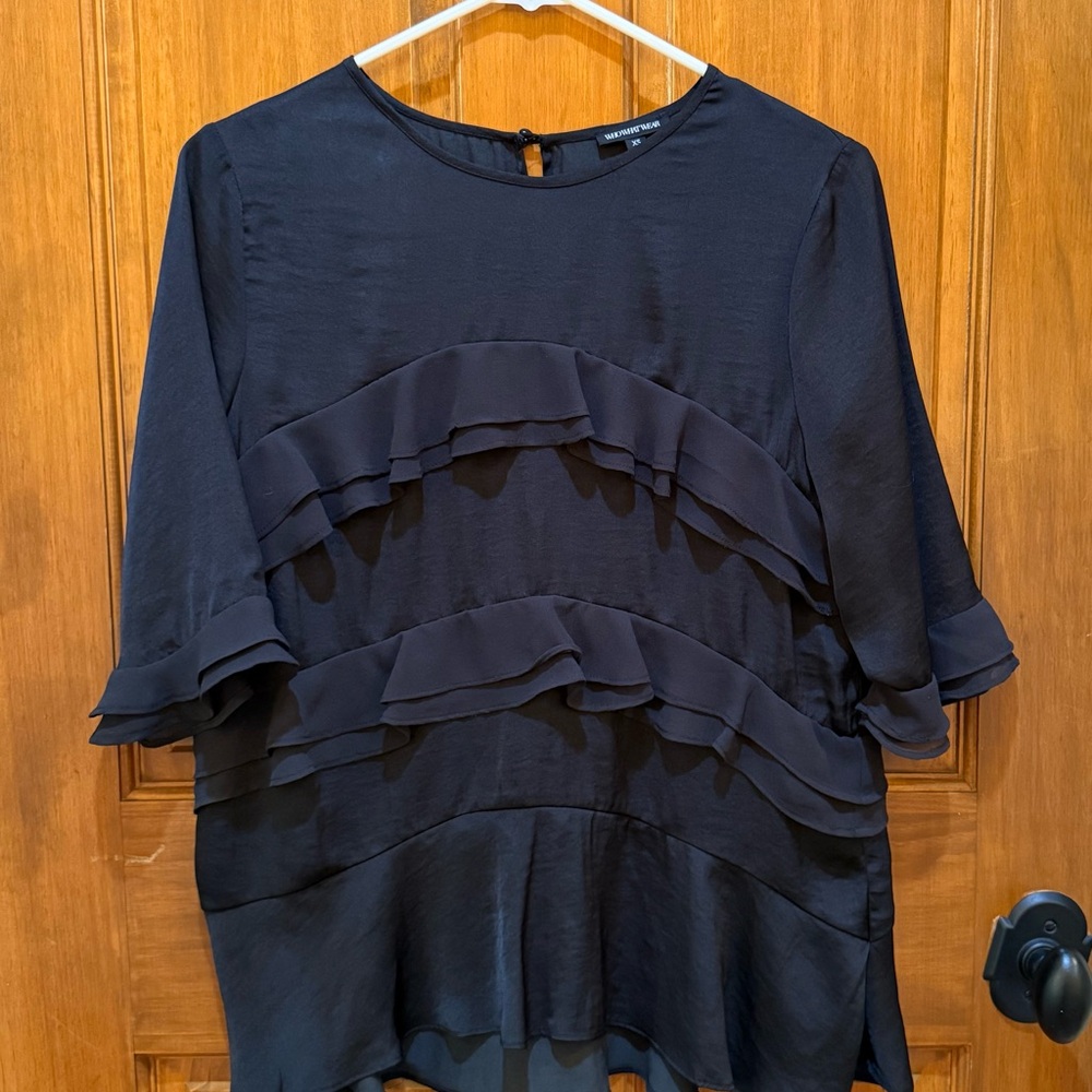 Who What Wear Black Asymmetrical Ruffled 3/4 Sleeve Blouse